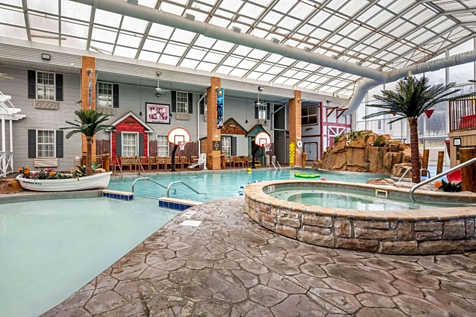 Comfort Inn Splash Harbor