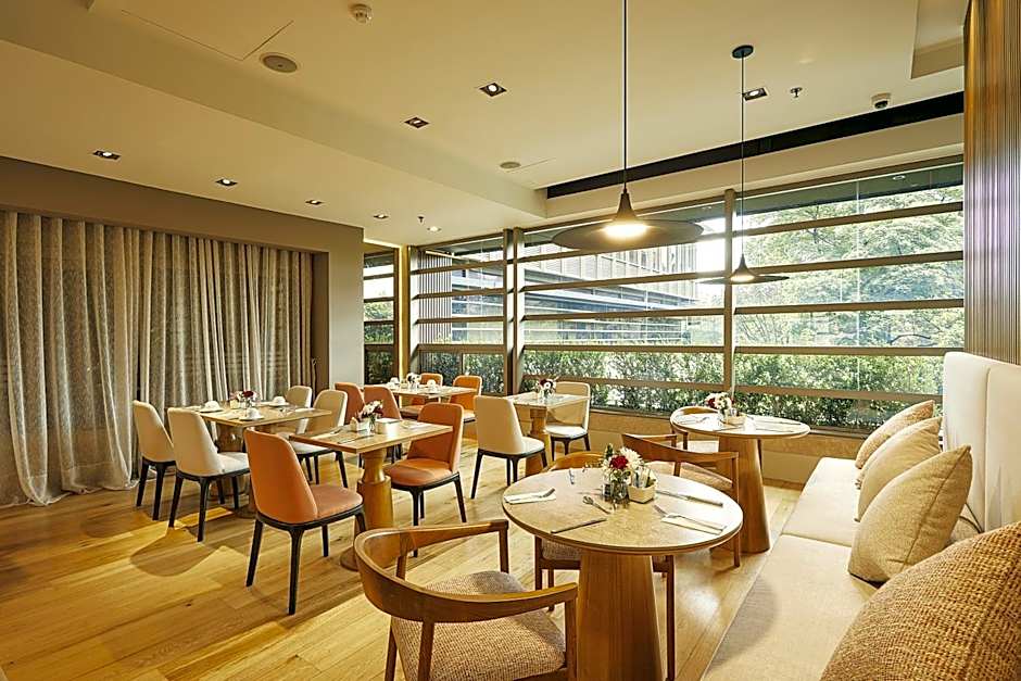 EK Hotel By Preferred Hotels Group
