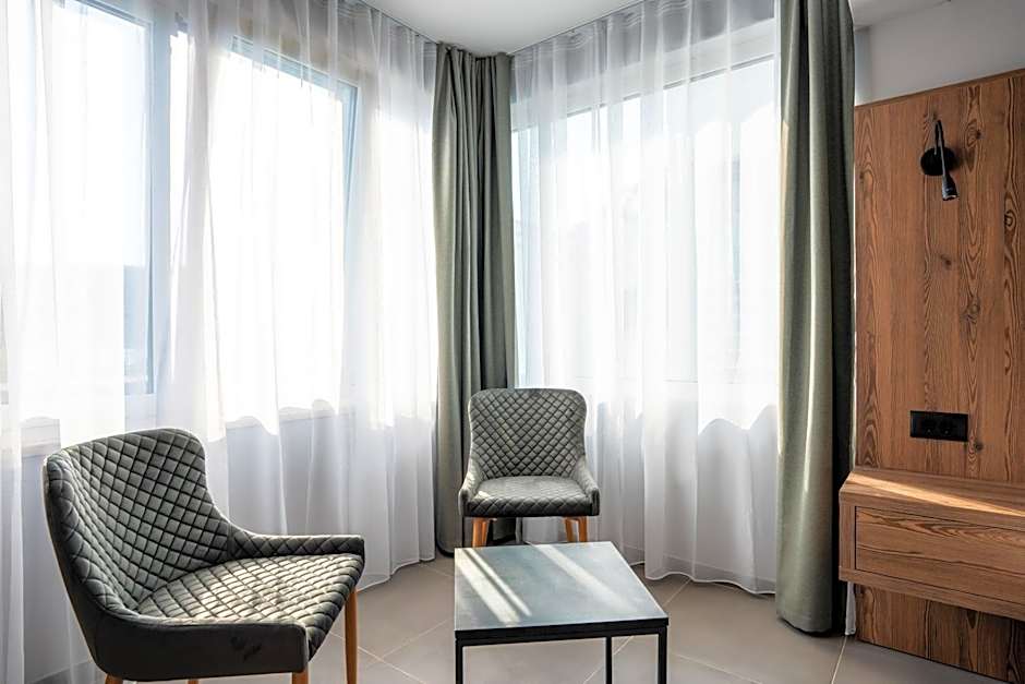 "Echo" B&B rooms, boutique beach hotel