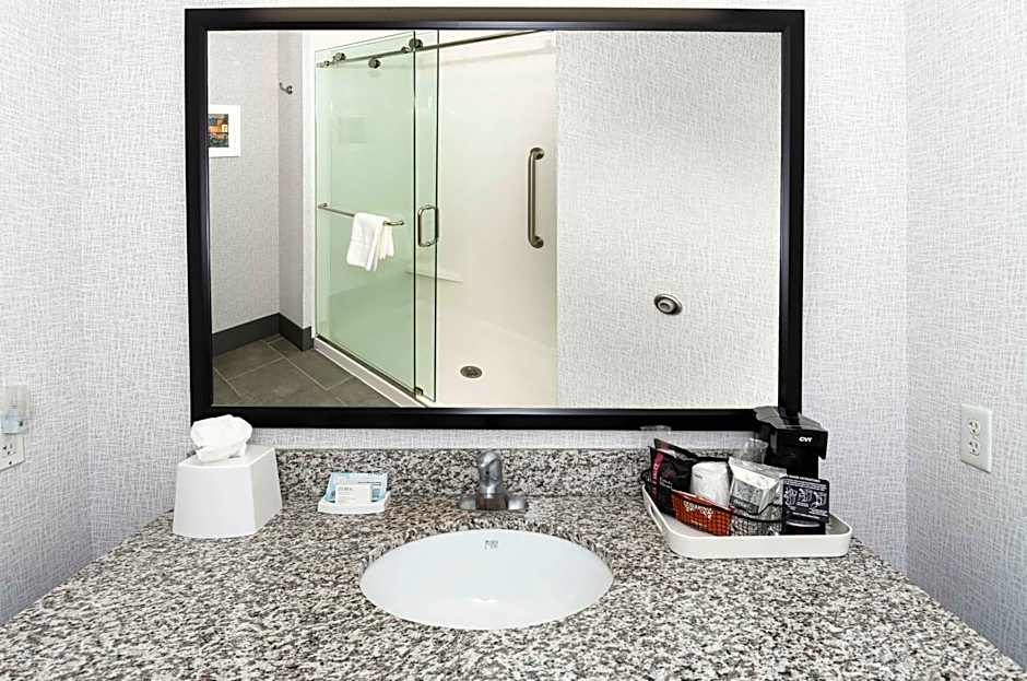 Hampton Inn By Hilton & Suites - Raleigh Downtown