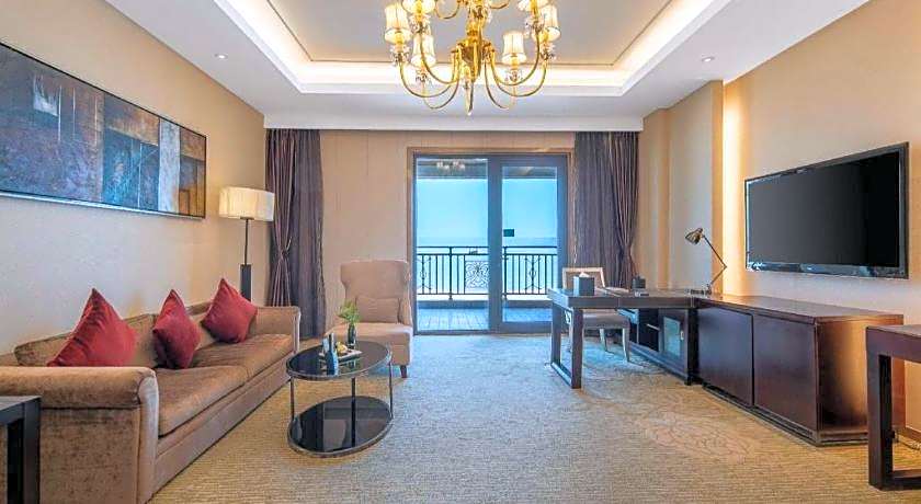 Haiyang Shenglong Jianguo Hotel