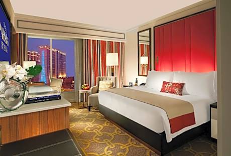 Deluxe Room with King Bed with Buffet Breakfast for 2 people