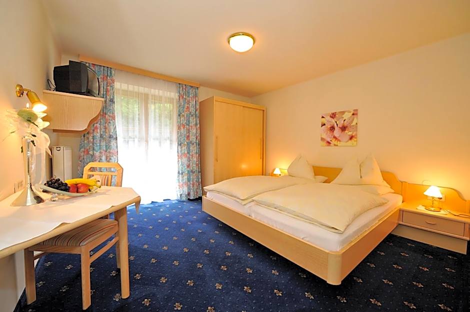 Hotel-Restaurant Schwaiger***