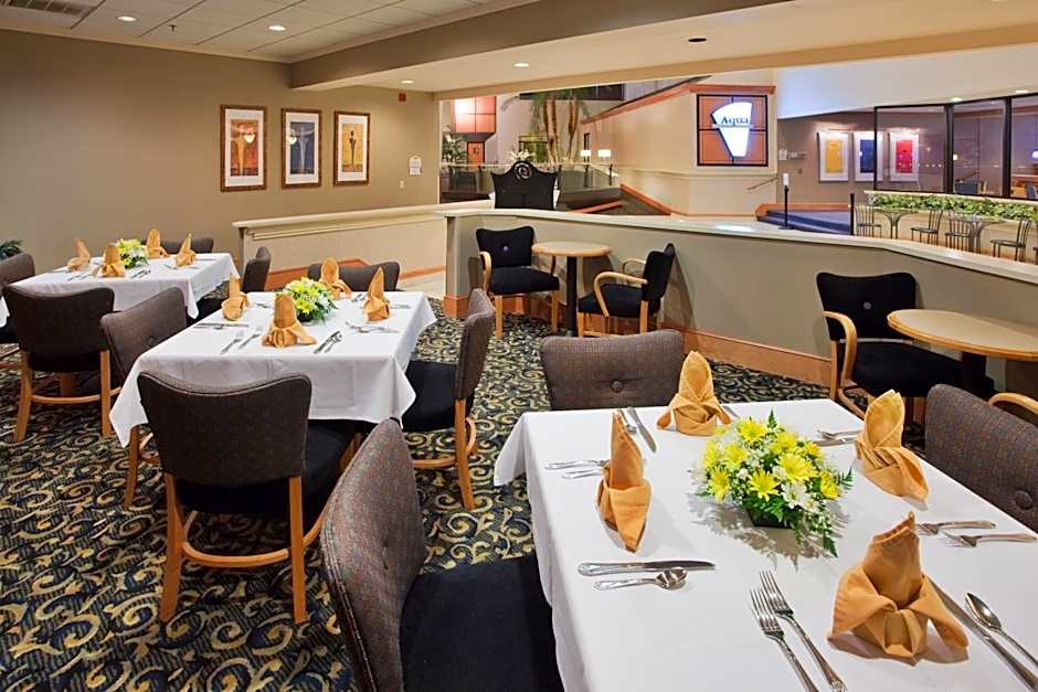 Crowne Plaza Hotel Virginia Beach-Norfolk By IHG