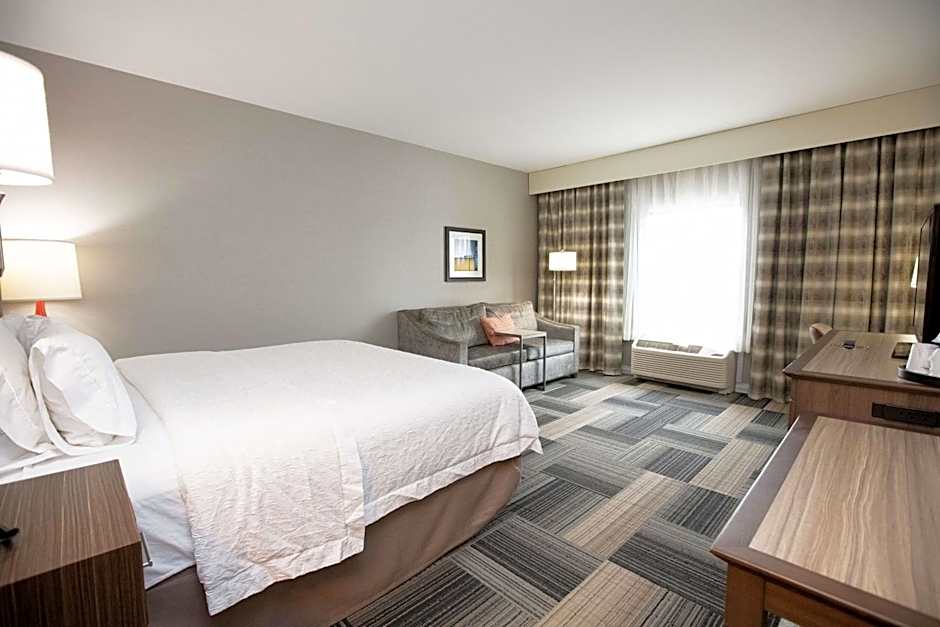 Hampton Inn By Hilton Toledo Oregon