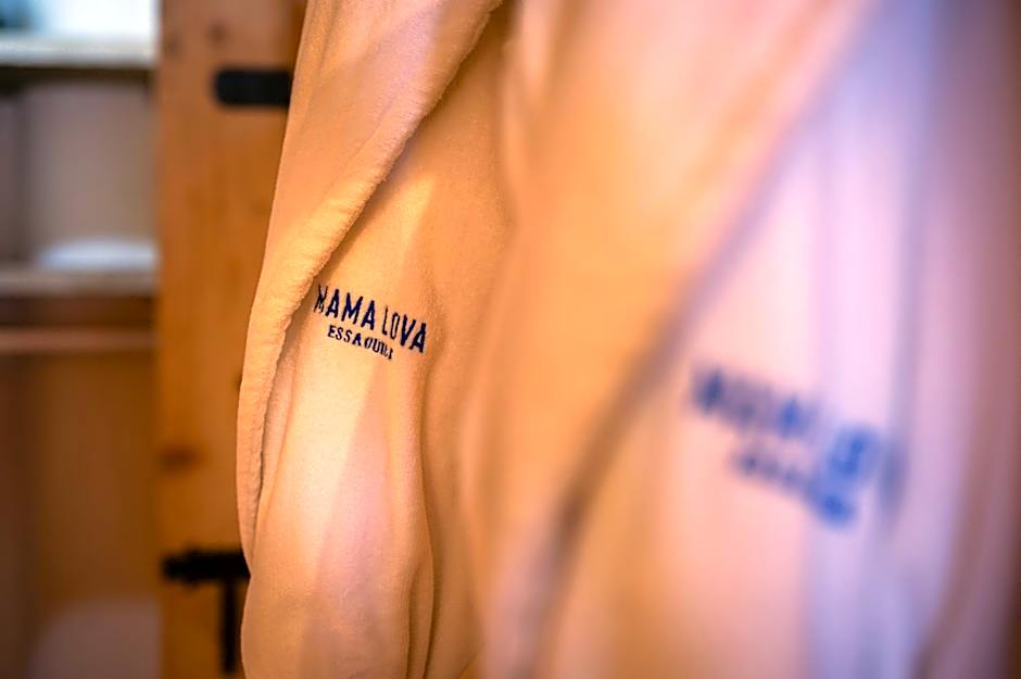 Mama Lova Hôtel, Riad, Restaurant & Spa