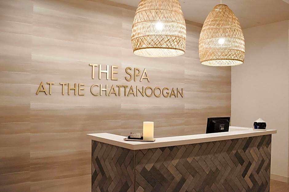 The Chattanoogan Hotel, Curio Collection By Hilton