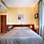Hotel Peristil