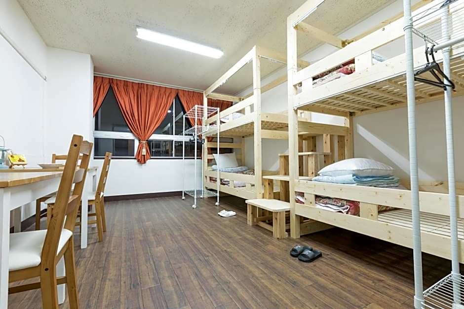 Almas Guest House
