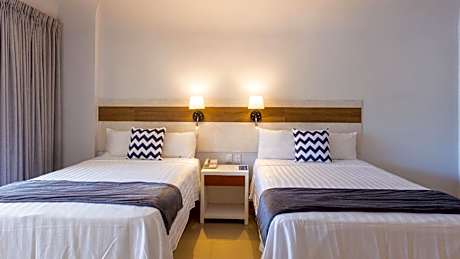 Junior Suite with Ocean Partial View