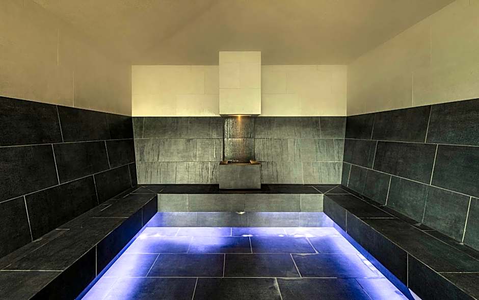 AEON Hotel - adults only Bed & Breakfast