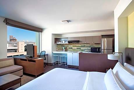 King Studio Suite with Roll-In Shower - Mobility and Hearing Accessible