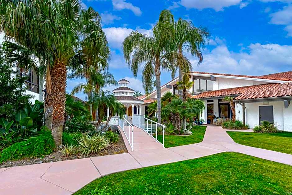 DoubleTree By Hilton Hotel Bakersfield