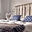 Hostal Ciempozuelos, familiar, cerca del Parque Warner y Madrid