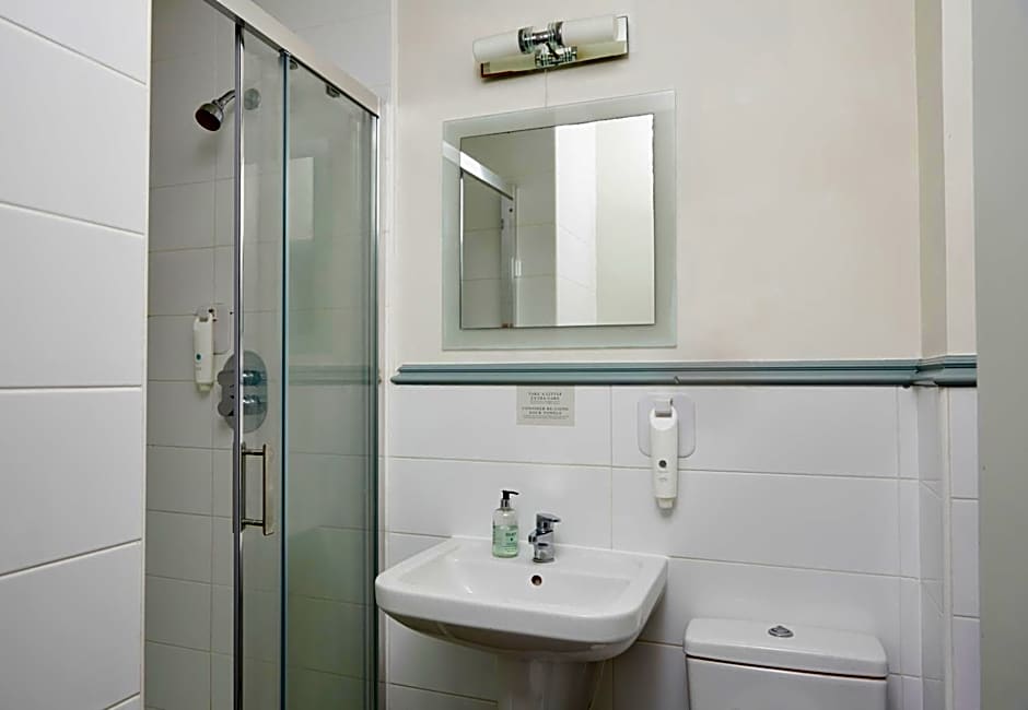 White Rabbit by Chef & Brewer Collection