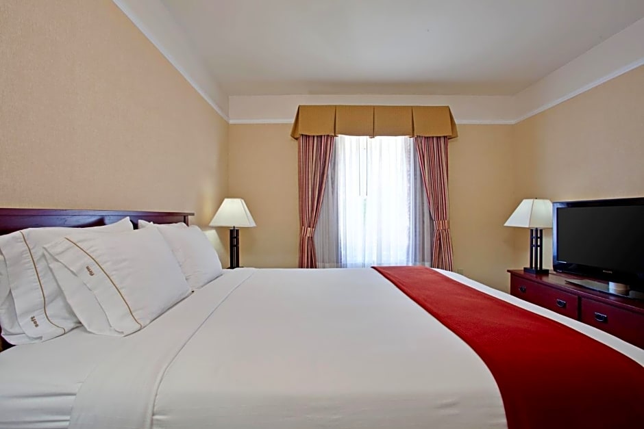 Holiday Inn Express Hotel & Suites San Dimas By IHG