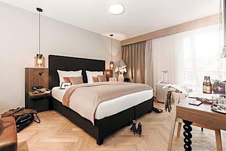 Delux Double Room with Balcony