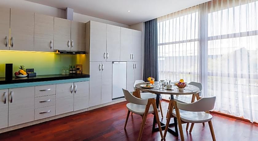 Imani Suites