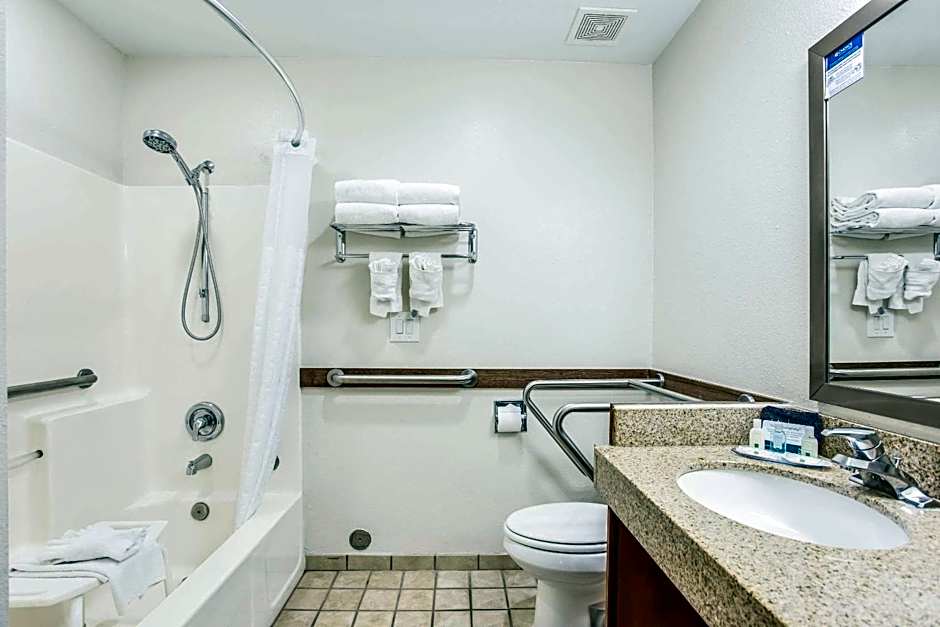 Quality Inn & Suites Meridian - West Boise