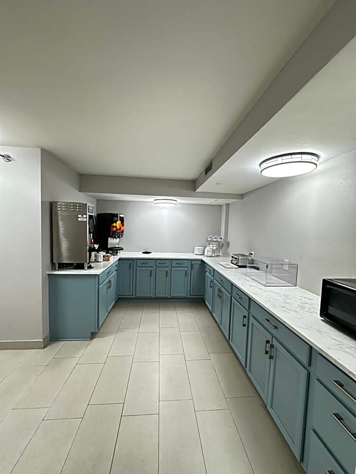 Days Inn by Wyndham Mandan Bismarck Area