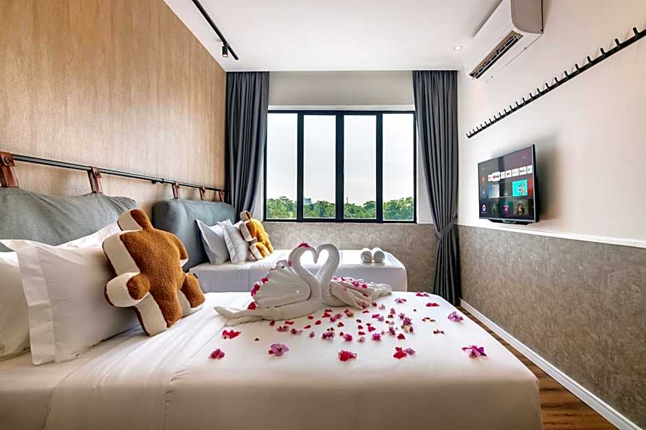 Bagan Suite
