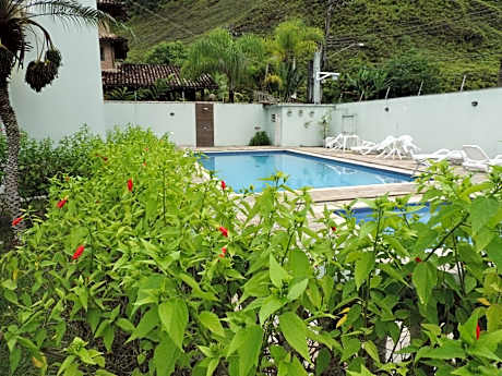 Casinha de Boneca em Juquey