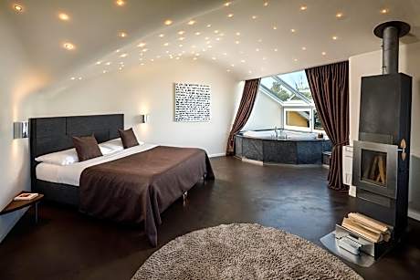 Tower Suite with City View