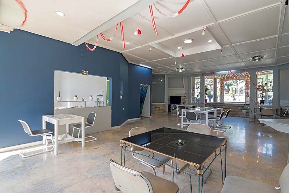 RedDoorz near Farm House 4