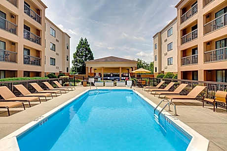 Courtyard by Marriott Durham Near Duke University/Downtown