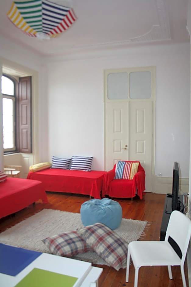 Hostel 402