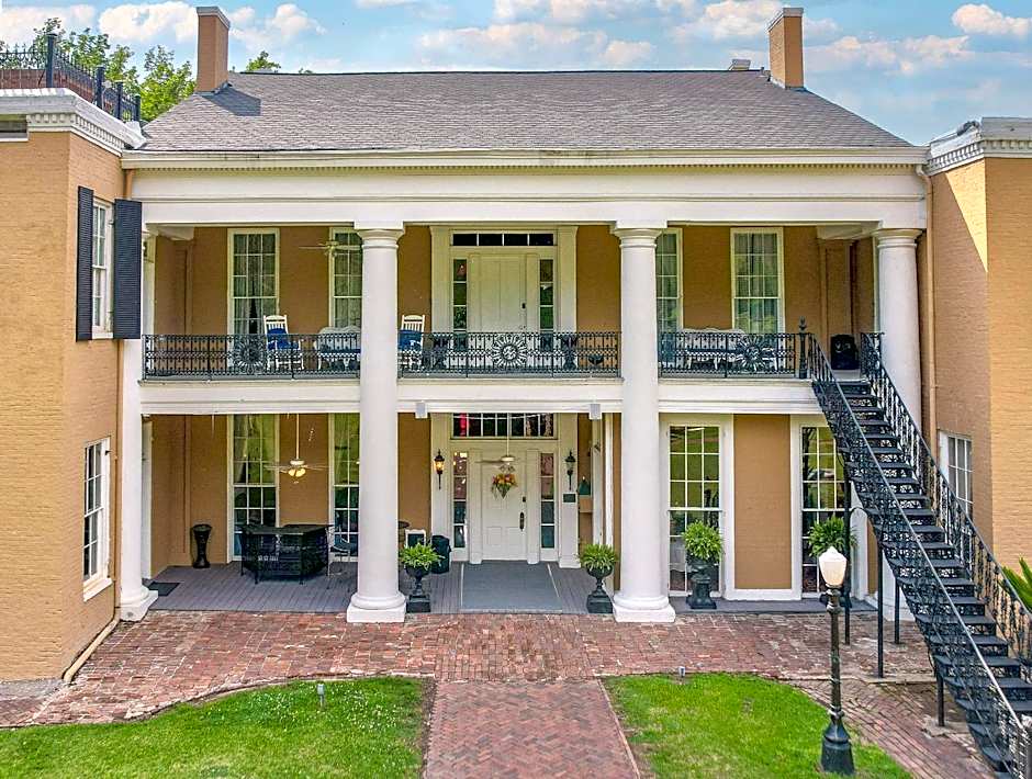 The Inn at Cedar Grove