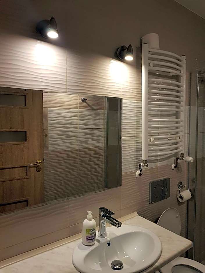 HOTEL "ZAUŁEK" Spółka Cywilna Zbigniew Świderski, Elżbieta Świderska