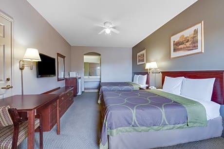 Queen Room with Two Queen Beds - Disability Access
