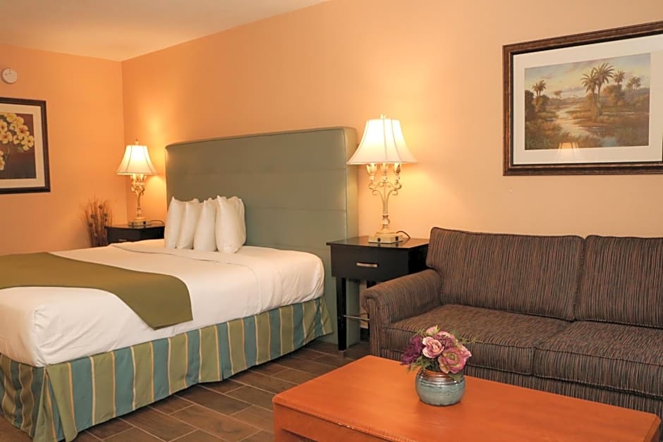 Shining Light Inn & Suites