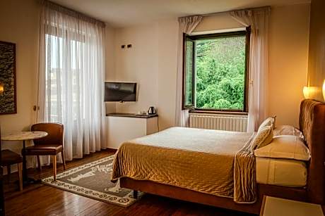 Double Room with Lake View