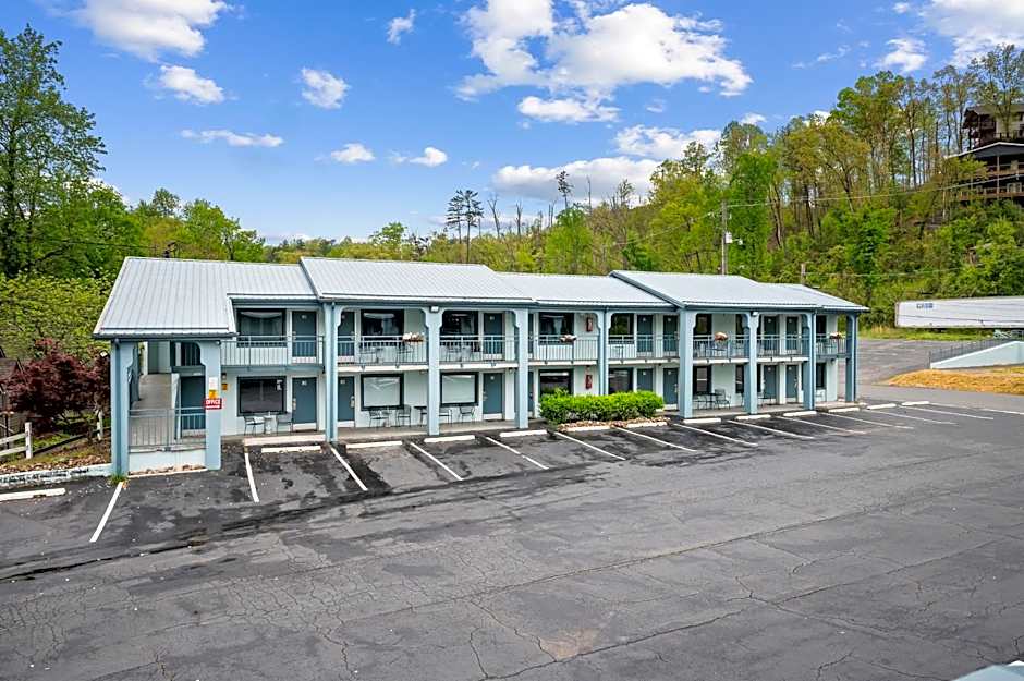 Country Town N' Suites
