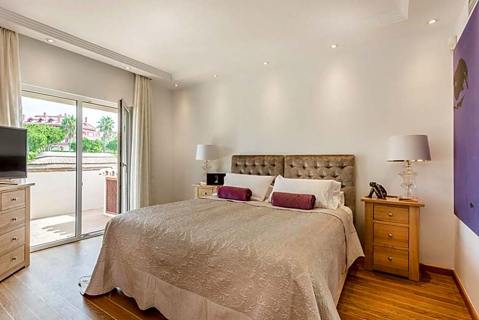 The Residence by the Beach House Marbella