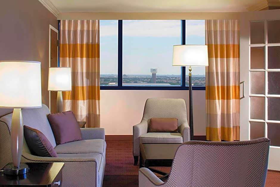 Sheraton Dfw Airport Hotel
