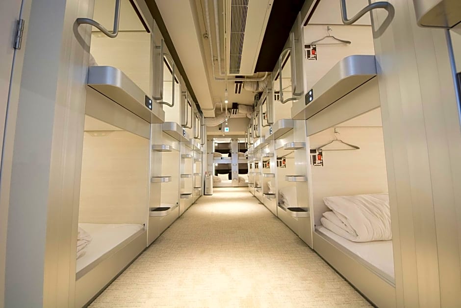 Akihabara Bay Hotel (Female Only)