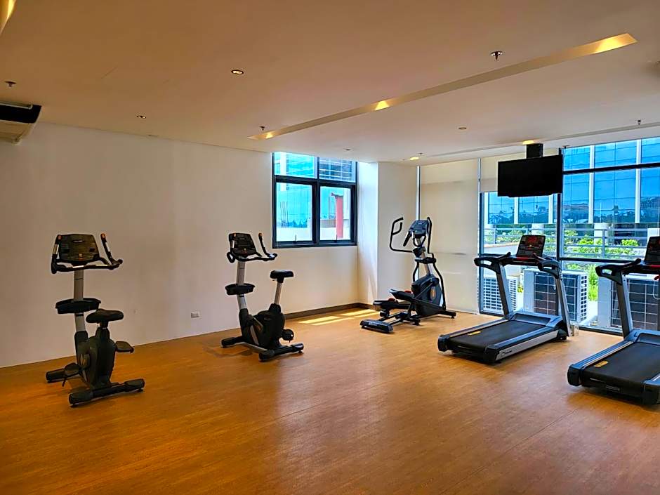 Mactan Newtown Beach One Manchester Palace