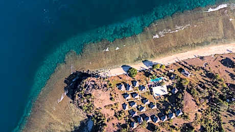 Panoramic Plunge Villa