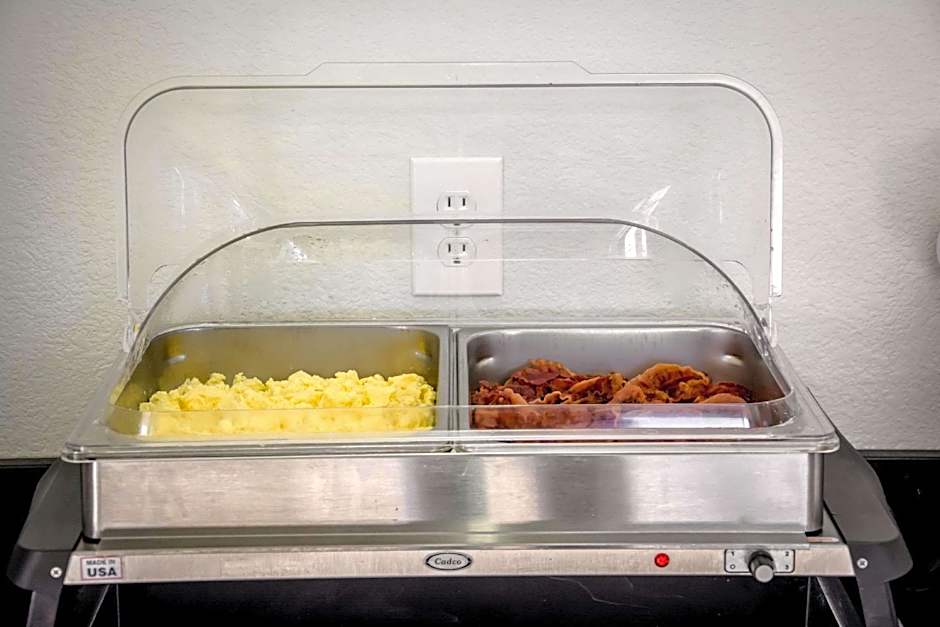 Sleep Inn & Suites Center