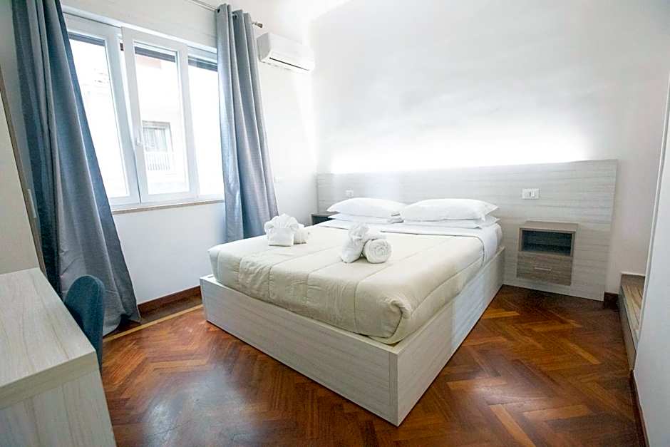 Hall inn B&B in Naples