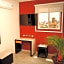 Hotel Leones