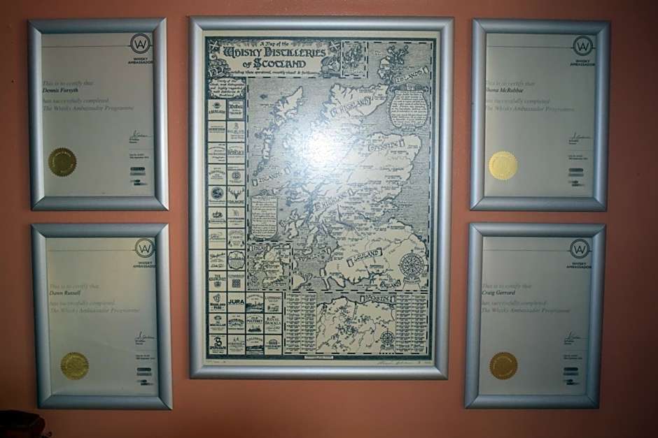 Cheers Cafe Bar & Tavern