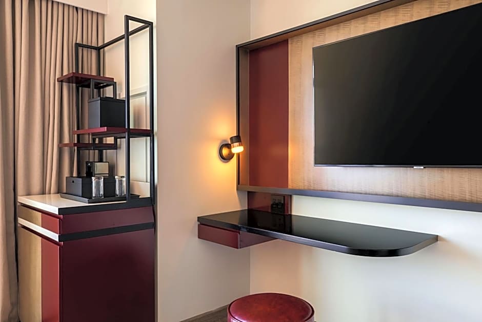 Renaissance New York Flushing Hotel at Tangram