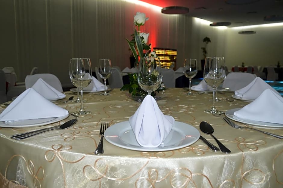 Hotel El Ejecutivo by Reforma Avenue
