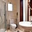Platinum Alkhamseen Serviced Apartments