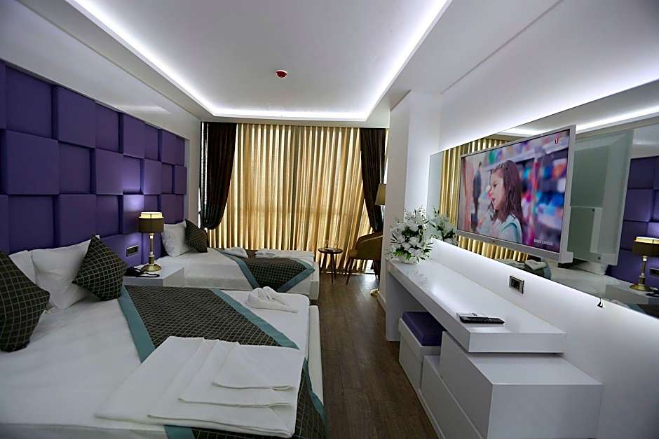 Elips Royal Hotel & SPA