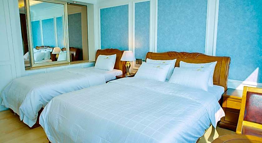 Fontana Beach Hotel